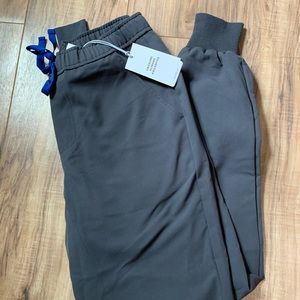 Fig scrubs Men Tansen Jogger size Small charcoal